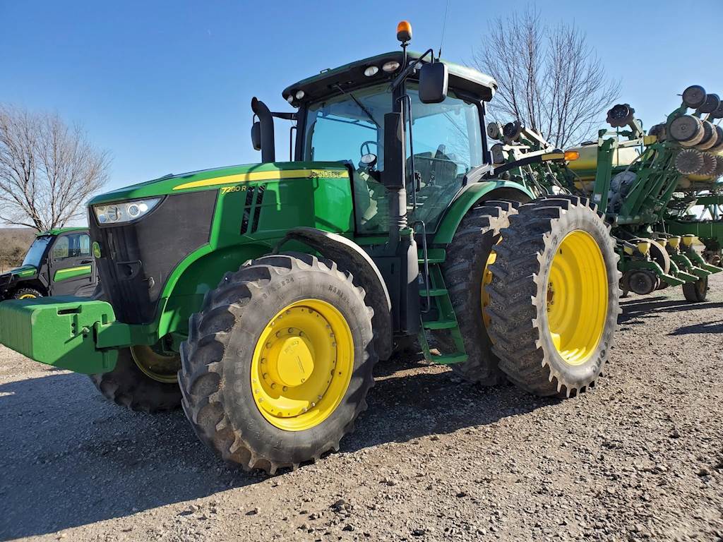 2012 John Deere 7280R Tractor For Sale, 1,400 Hours Centerview, MO 79377