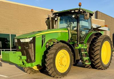 John Deere 8260R Tractor