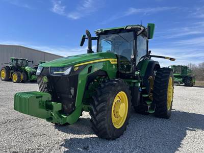 John Deere 8R 250 Tractor