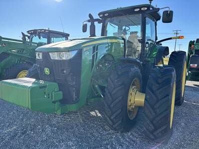 John Deere 8320R Tractor