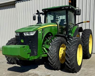 John Deere 8320R Tractor