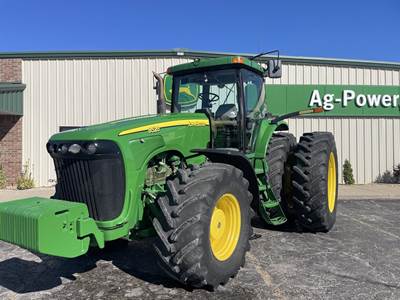 John Deere 8520 Tractor