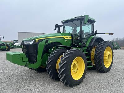 John Deere 8R 370 Tractor