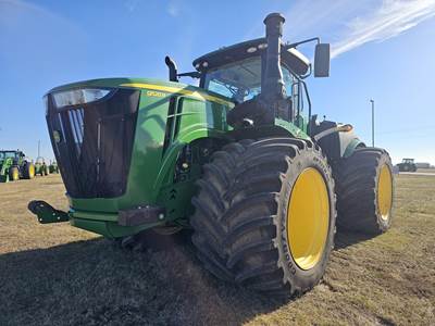John Deere 9520R Tractor
