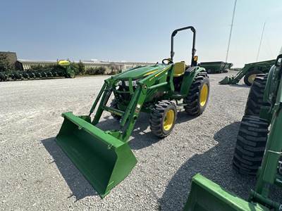 John Deere 4066M Tractor