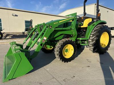 John Deere 4066M Tractor