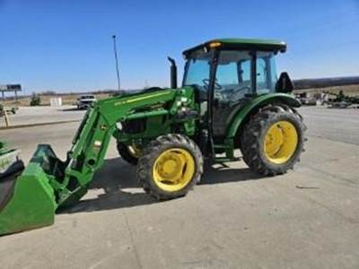 John Deere 5055E Tractor