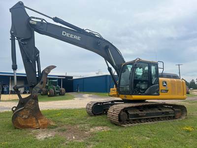 John Deere 210G LC Excavator