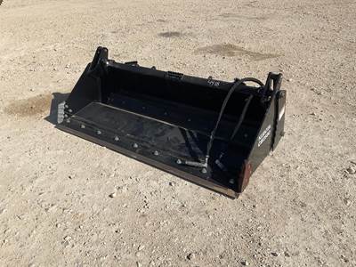 Kubota CB2580 4-in-1 Bucket