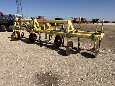 Roll-a-cone FR21 Anhydrous Fertilizer Applicator