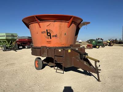 ROTO GRIND 760 Bale Processor