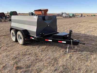 AT TRAILERS T-926 Fuel Trailer