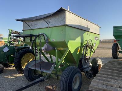 Parker 2600 Gravity Wagon