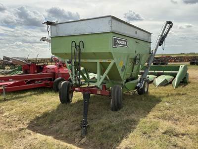 Parker 2600 Gravity Wagon