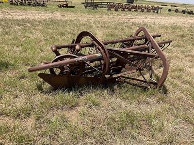 FERGESON D-E0-20 Hay Rake
