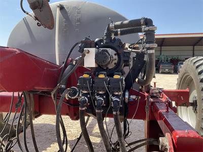 Case IH NUTRI PLACER 920 Liquid Fertilizer Applicator