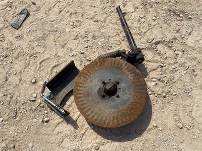 Yetter 1600 Liquid Fertilizer Applicator