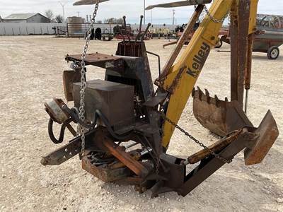 Kelley Manufacturing Co. 800 Loader