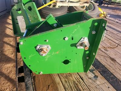 John Deere 1700 Planter / Row Unit