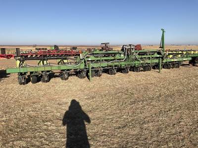 John Deere 1720 Planter / Row Unit