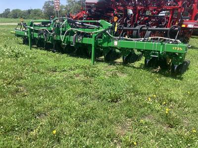 John Deere 1725 Planter / Row Unit