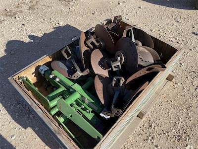 John Deere 7300 Planter / Row Unit
