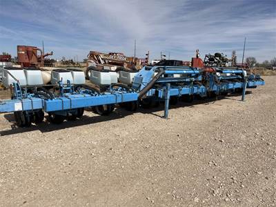 Monosem NG PLUS 3 Planter / Row Unit