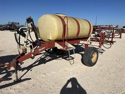 Demco HCS500 Pull-Type Sprayer