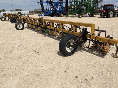 Yetter 3430 Rotary Tiller