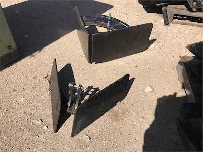 BIGHAM BROS 888 Row Cultivator