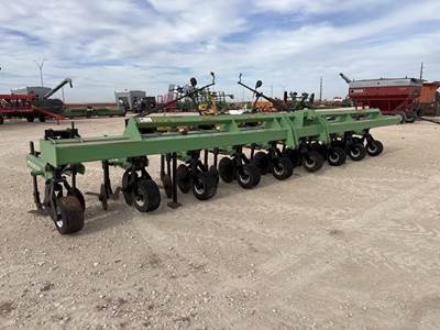 Bigham Bros 888 Row Cultivator