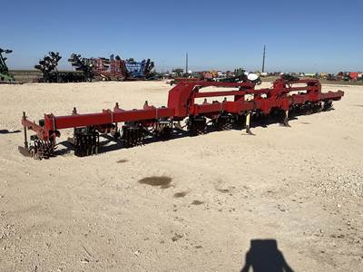 Bigham Bros 901-512 Row Cultivator