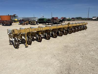 Buffalo 6300 Row Cultivator