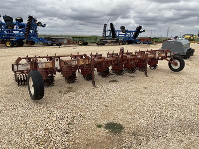 Lilliston RC8 Row Cultivator
