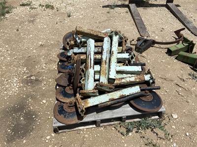 Orthman 8300 Row Cultivator