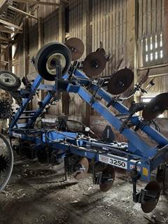 Dmi 3250 Anhydrous Fertilizer Applicator