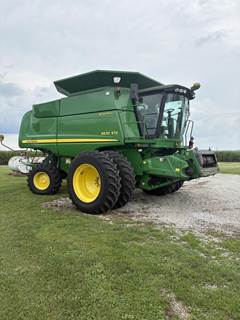 John Deere 9670 STS Combine