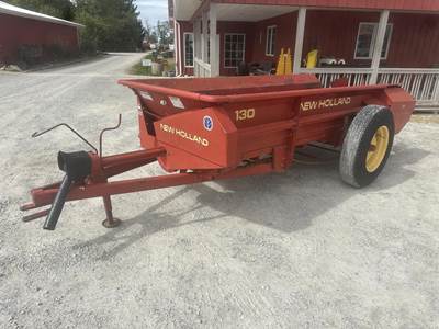 New Holland 130 Dry Manure Spreader