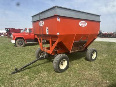 FICKLIN 435 Gravity Wagon