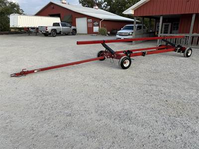 Unverferth HT25 Header Trailer