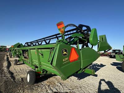 John Deere 625F Platform