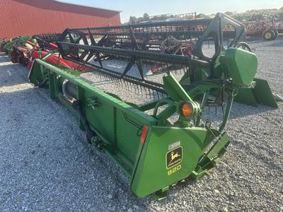 John Deere 920F Platform