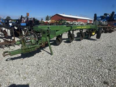 John Deere 2700 Plow