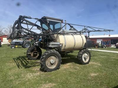 Hagie 280 Self-Propelled Sprayer