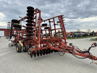 Krause TL6200-27 Soil Finisher
