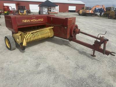 New Holland 311 Small Square Baler