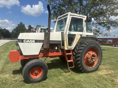 J.I. Case 2290 Tractor