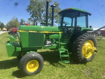 John Deere 4640 Tractor