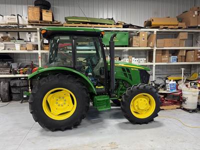 John Deere 5075E Tractor