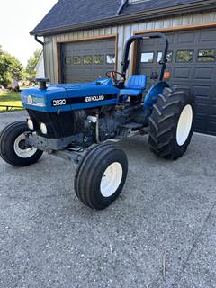 New Holland 3930 Tractor
